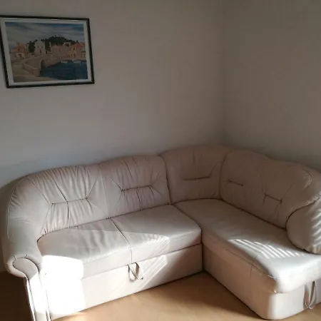 Toka Bilus Apartment